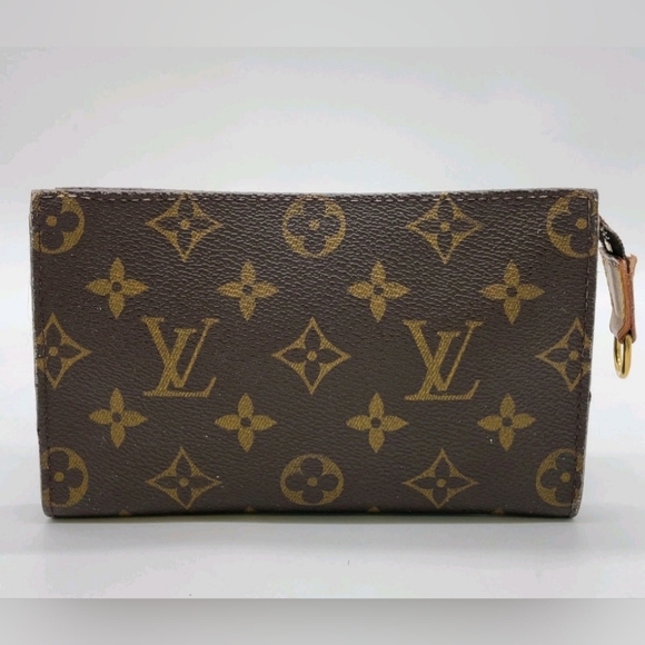 100% Authentic Louis Vuitton Monogram Pouch - Picture 4 of 9